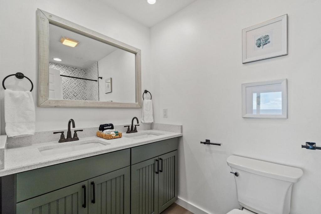 Newly Remodeled Beachfront Townhome - Sleeps 14 Panama City Beach Eksteriør billede