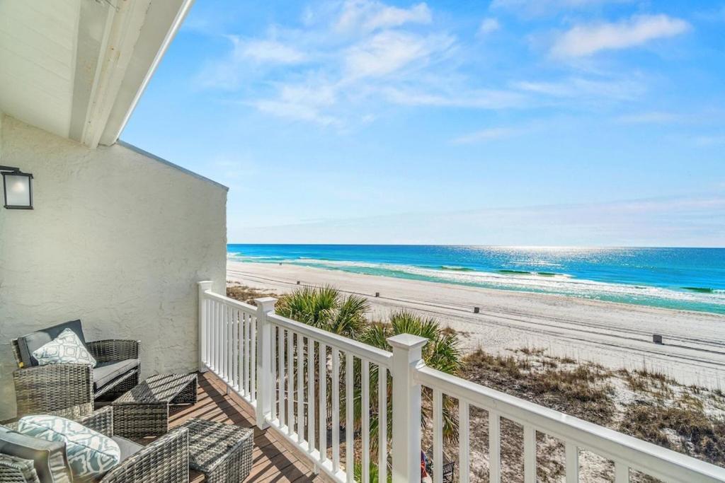 Newly Remodeled Beachfront Townhome - Sleeps 14 Panama City Beach Eksteriør billede