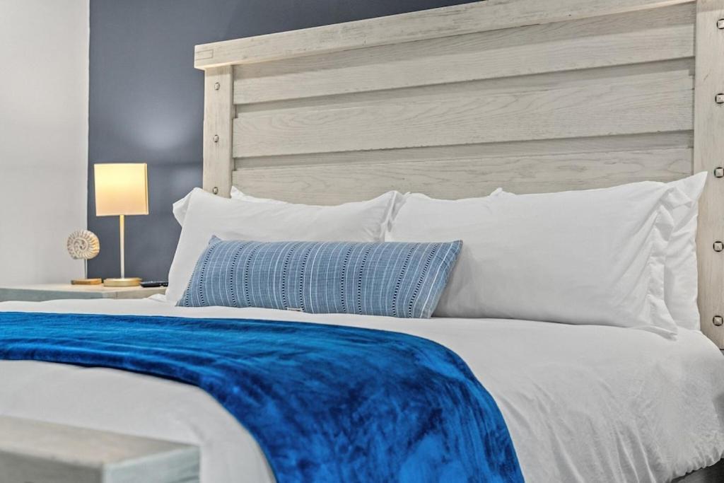 Newly Remodeled Beachfront Townhome - Sleeps 14 Panama City Beach Eksteriør billede