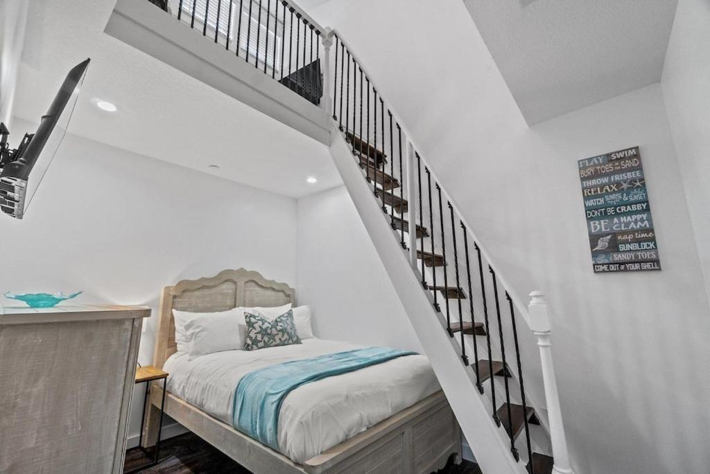 Newly Remodeled Beachfront Townhome - Sleeps 14 Panama City Beach Eksteriør billede